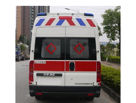 東風(fēng)御風(fēng)長軸救護(hù)車